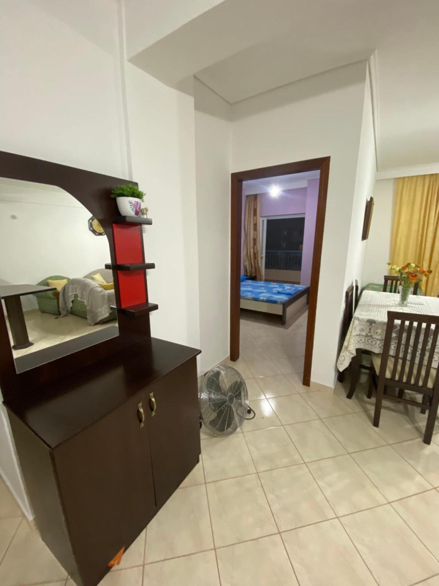 Apartaments Rraku Sarandë Buitenkant foto