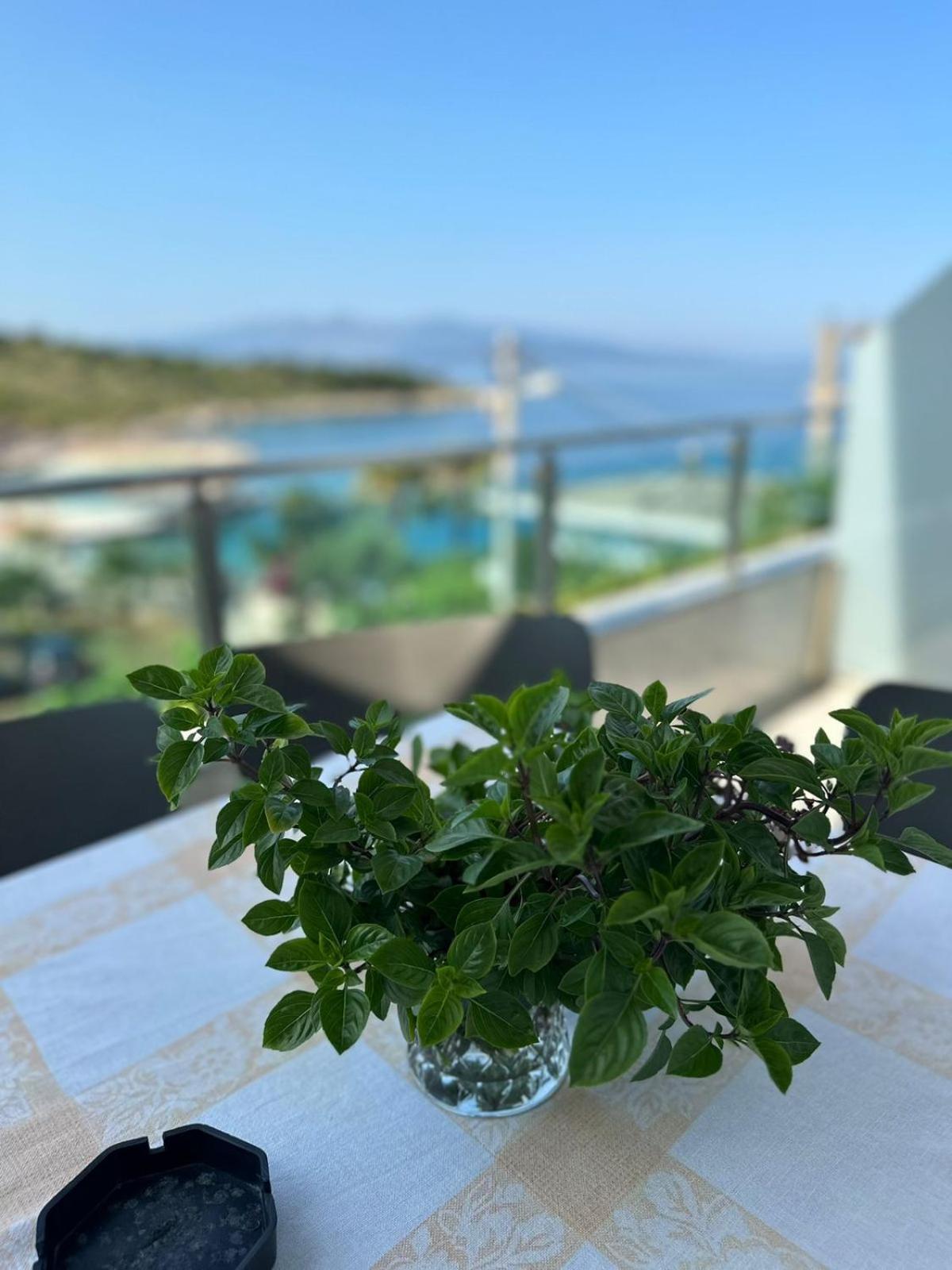 Apartaments Rraku Sarandë Buitenkant foto