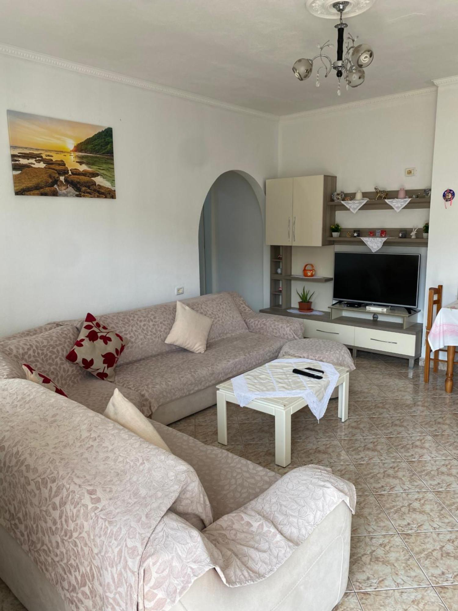 Apartaments Rraku Sarandë Buitenkant foto