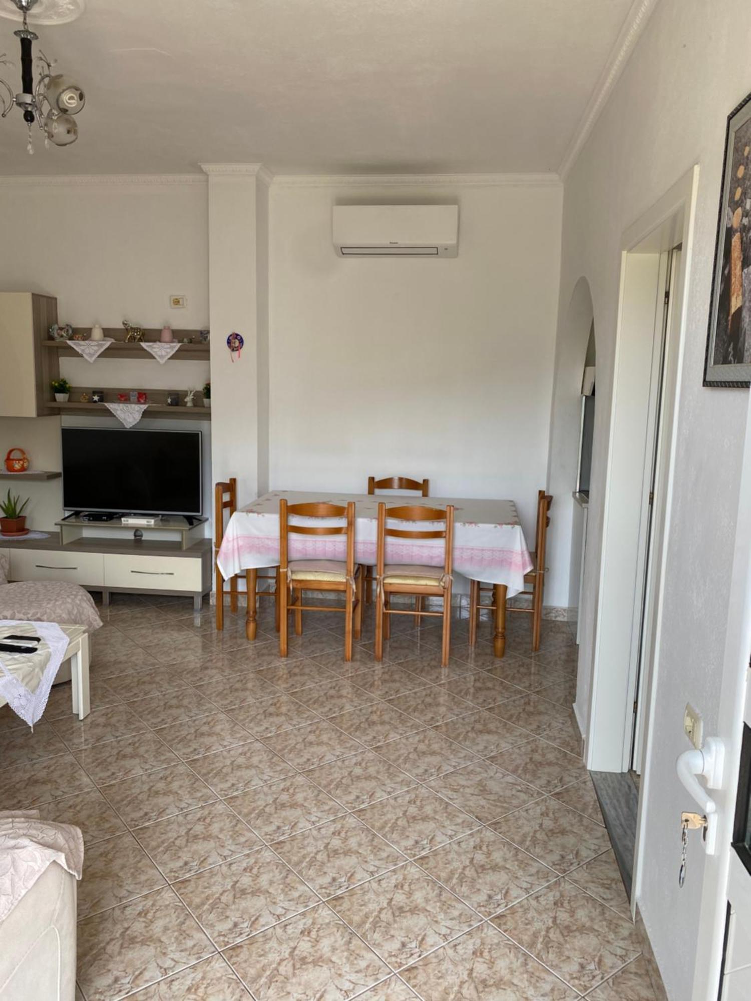 Apartaments Rraku Sarandë Buitenkant foto