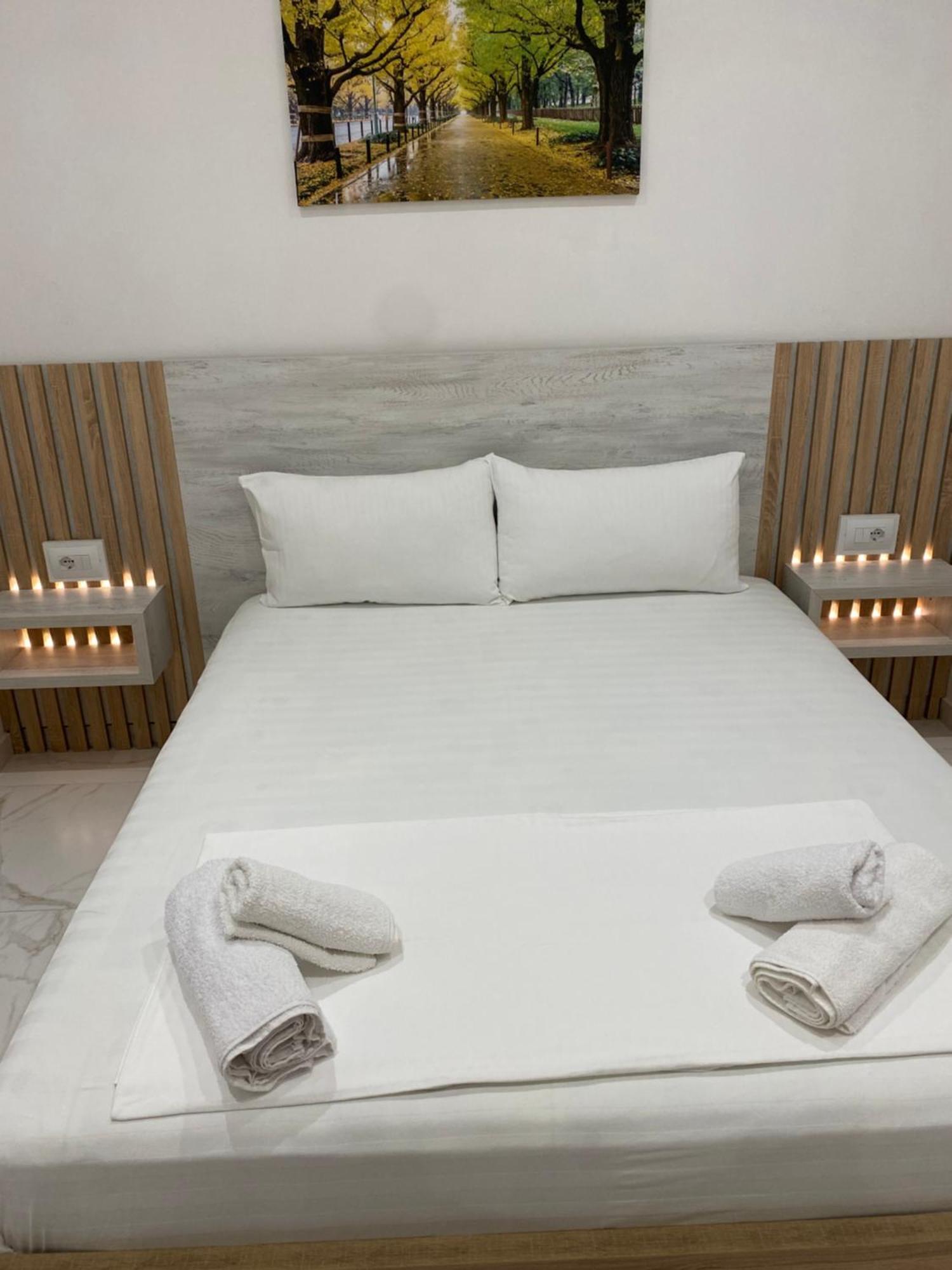 Apartaments Rraku Sarandë Buitenkant foto
