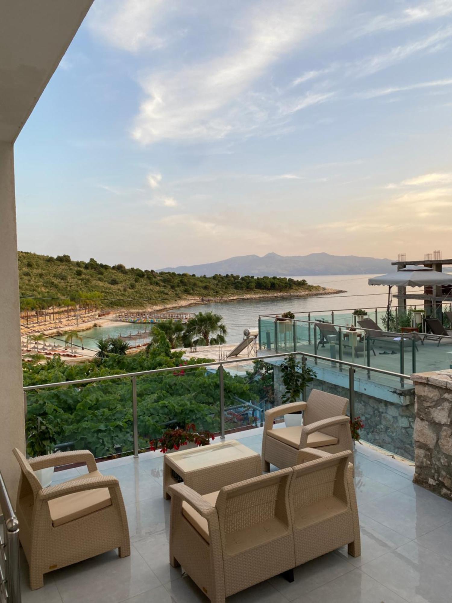 Apartaments Rraku Sarandë Buitenkant foto